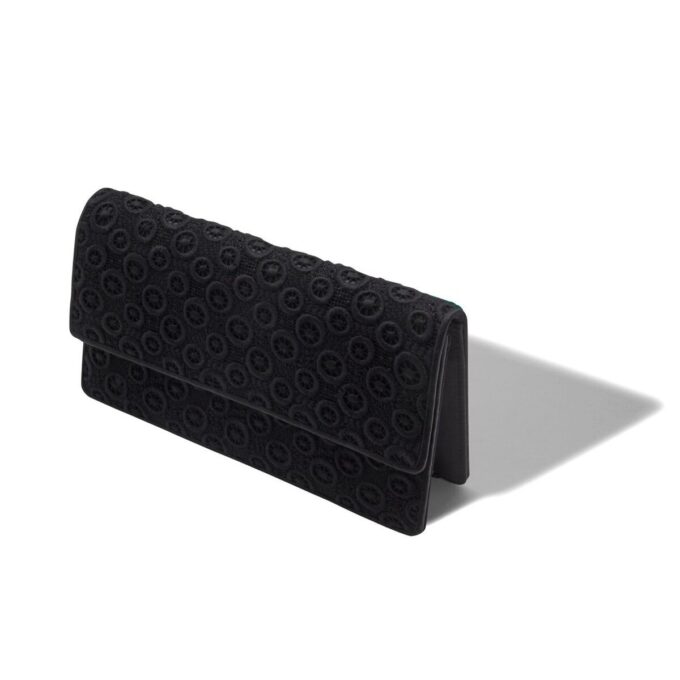 CAPRIPLA Black Lace Embroidered Clutch