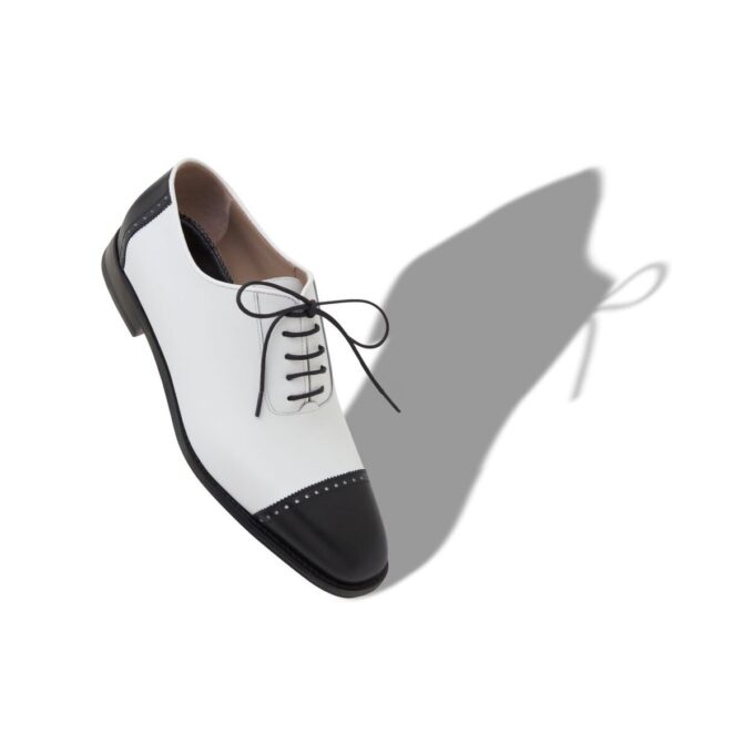 MANOLO Black and White Calf Leather Lace Up Shoes